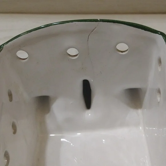 Vintage Spring Easter Porcelain Planter Hand Painted Floral Wheelbarrow Portugal - Picture 4 of 5